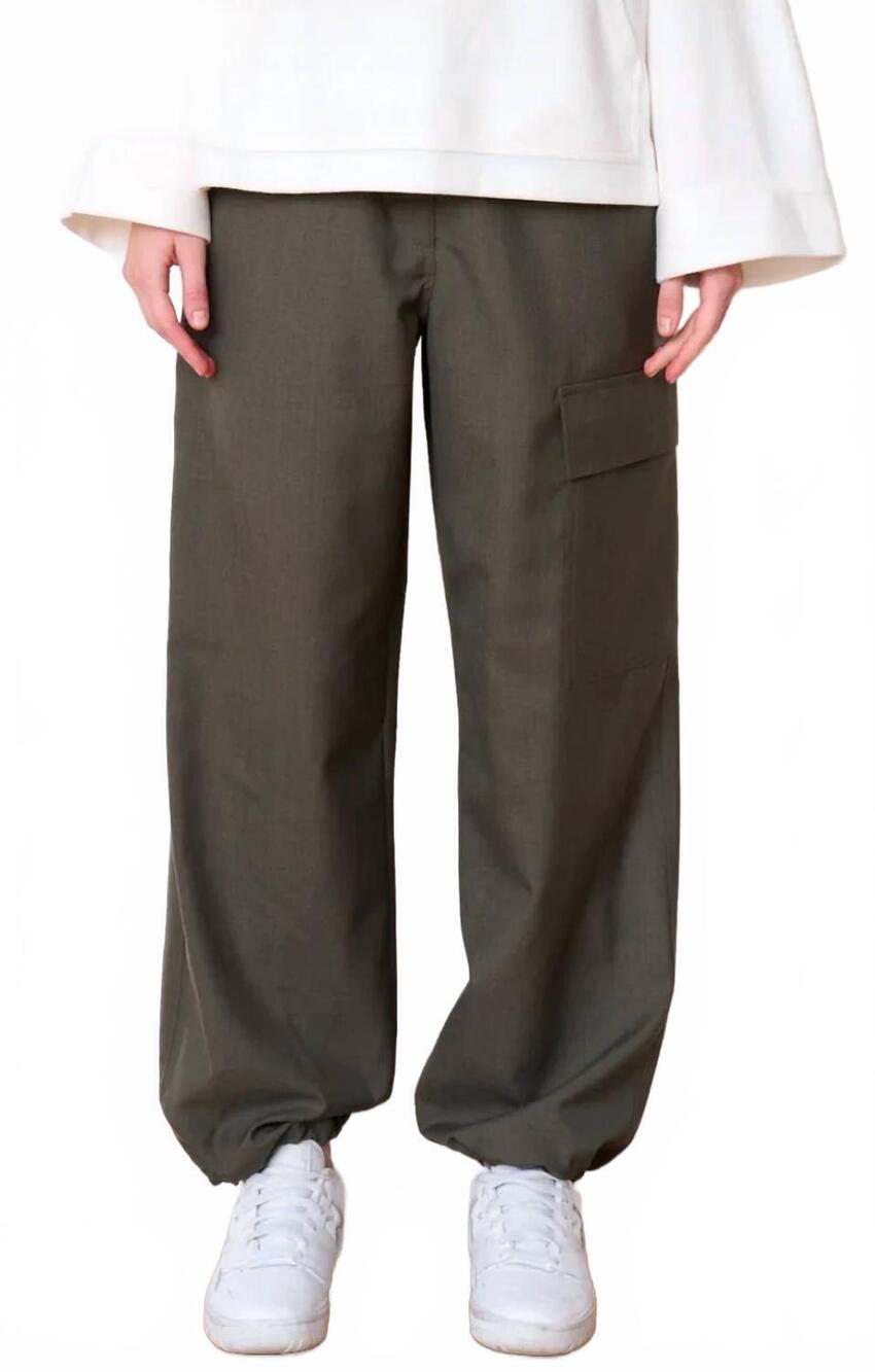 NEW WE-AR4 freestyle cargo pant in khaki